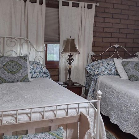 Rustic Rooms By Kings Canyon & Sequoia National Parks Yokuts Valley  Bilik gambar