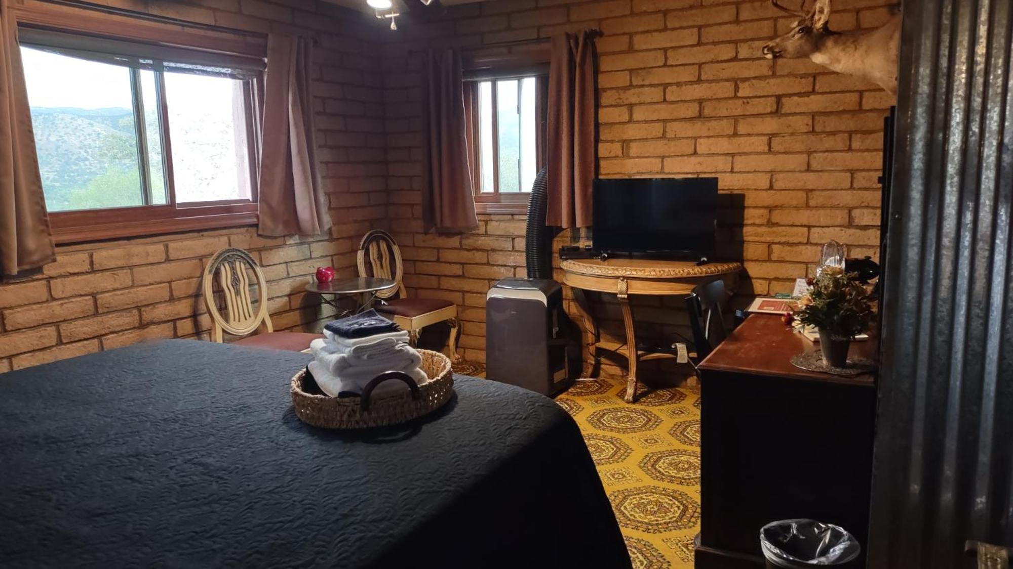 Rustic Rooms By Kings Canyon & Sequoia National Parks Yokuts Valley  Bilik gambar
